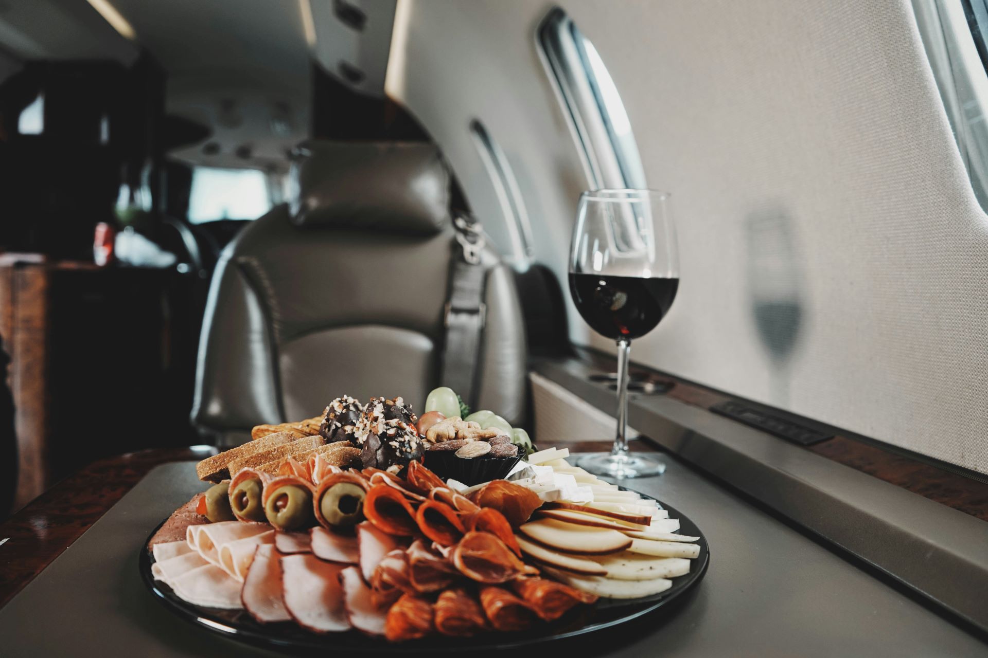 fly-feast-repeat-culinary-journeys-via-the-skies.jpg