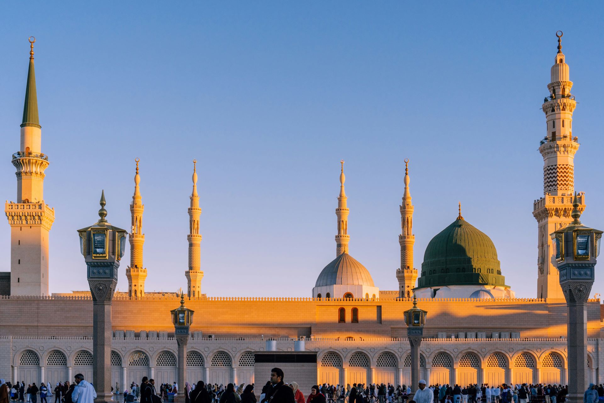 flying-to-saudi-arabia-1.jpg