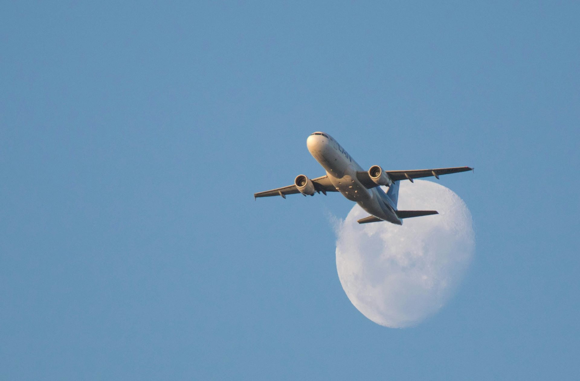 rebuilding-air-travel-in-southern-africa-routes-recovery-and-regional-tourism.jpg